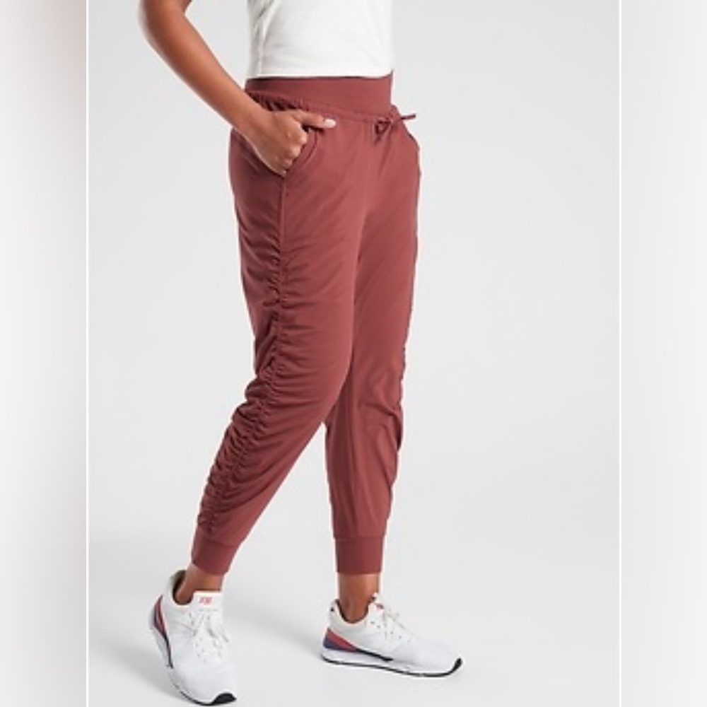Athleta Attitude Lined Pant Size 8 Maroon Red